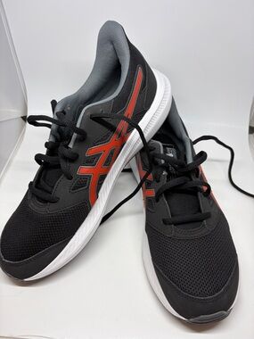 Asics Black Sneakers with Red Accents - youth 7